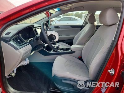 Zdjęcie 7 z 13 samochodu: 2019 HYUNDAI SONATA SE VIN:5NPE24AFXKH729588 - miniatura