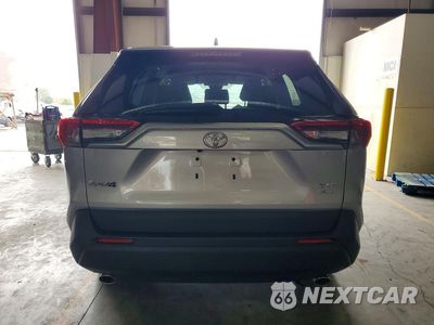 Zdjęcie 6 z 13 samochodu: 2021 TOYOTA RAV4 XLE VIN:2T3P1RFV8MW210348 - miniatura