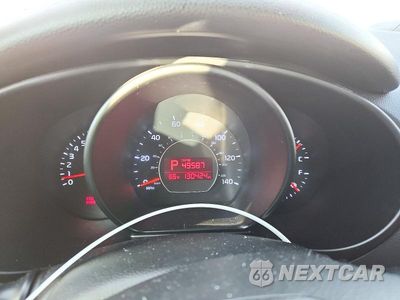 Zdjęcie 9 z 13 samochodu: 2016 KIA SOUL + VIN:KNDJP3A54G7821003 - miniatura