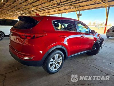 Trzecie zdjęcie samochodu z tyłu: 2019 KIA SPORTAGE LX VIN:KNDPMCAC2K7567091 - miniatura