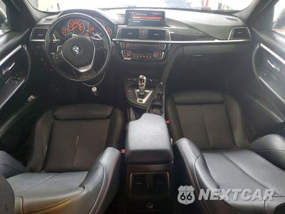 Zdjęcie 8 z 12 samochodu: 2018 BMW 330E VIN:WBA8E1C53JA179998 - miniatura