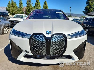 Piąte zdjęcie samochodu w środku: 2024 BMW IX XDRIVE50 VIN:WB523CF07RCR51375 - miniatura
