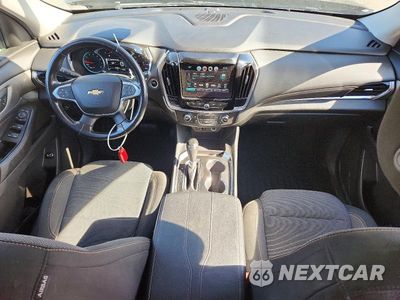 Zdjęcie 8 z 13 samochodu: 2018 CHEVROLET TRAVERSE LT VIN:1GNERGKW5JJ164529 - miniatura