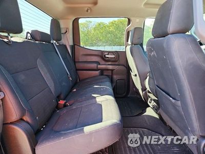 Zdjęcie 10 z 13 samochodu: 2020 CHEVROLET SILVERADO K1500 LT VIN:3GCPYDEK8LG204411 - miniatura