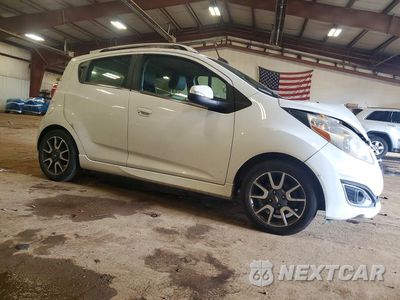 Czwarte zdjęcie samochodu z boku: 2015 CHEVROLET SPARK 2LT VIN:KL8CF6S91FC708235 - miniatura