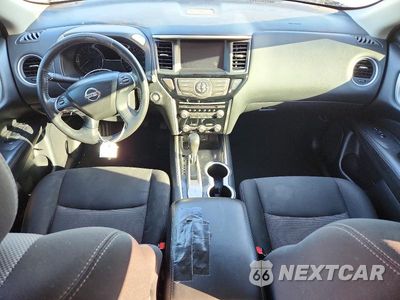 Zdjęcie 8 z 13 samochodu: 2020 NISSAN PATHFINDER SV VIN:5N1DR2BN0LC590842 - miniatura