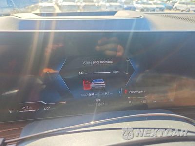 Zdjęcie 9 z 13 samochodu: 2027 BMW X6 XDRIVE40I VIN:5UX33EX06V9432908 - miniatura