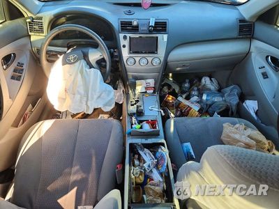Zdjęcie 8 z 12 samochodu: 2010 TOYOTA CAMRY BASE VIN:4T1BF3EKXAU036268 - miniatura
