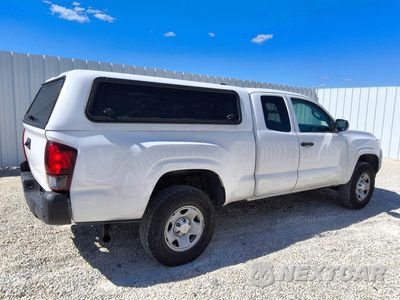 Trzecie zdjęcie samochodu z tyłu: 2021 TOYOTA TACOMA SR VIN:3TYRX5GN9MT015329 - miniatura
