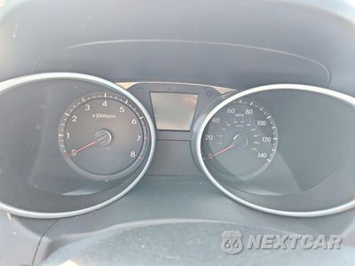 Zdjęcie 9 z 13 samochodu: 2013 HYUNDAI TUCSON GLS VIN:KM8JUCAC7DU620180 - miniatura