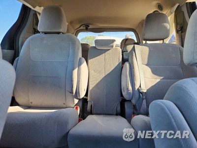 Zdjęcie 10 z 14 samochodu: 2015 TOYOTA SIENNA LE VIN:5TDKK3DCXFS624399 - miniatura