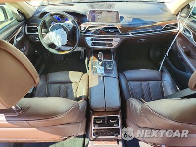 Zdjęcie 8 z 12 samochodu: 2018 BMW 740 I VIN:WBA7E2C53JB216298 - miniatura