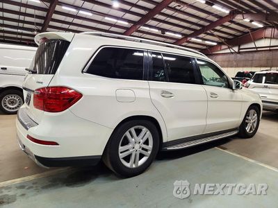 Trzecie zdjęcie samochodu z tyłu: 2013 MERCEDES-BENZ GL 450 4MATIC VIN:4JGDF7CE1DA162487 - miniatura