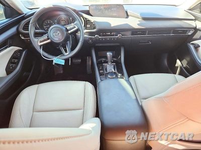 Zdjęcie 8 z 12 samochodu: 2021 MAZDA 3 PREFERRED VIN:JM1BPACL0M1313744 - miniatura