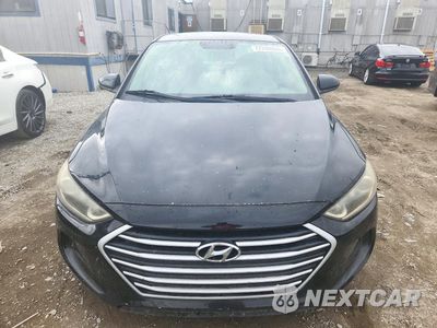 Piąte zdjęcie samochodu w środku: 2017 HYUNDAI ELANTRA SE VIN:5NPD84LFXHH178448 - miniatura