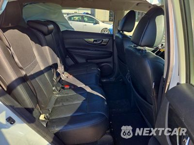 Zdjęcie 10 z 12 samochodu: 2016 NISSAN ROGUE SL VIN:5N1AT2MT8GC897729 - miniatura