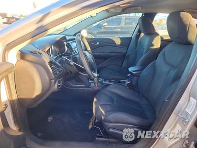 Zdjęcie 7 z 12 samochodu: 2013 DODGE DART SE VIN:1C3CDFAA7DD214658 - miniatura