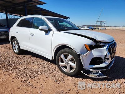 Czwarte zdjęcie samochodu z boku: 2020 AUDI Q3 PREMIUM VIN:WA1AECF30L1113268 - miniatura