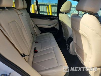 Zdjęcie 11 z 13 samochodu: 2018 BMW X3 XDRIVE30I VIN:5UXTR9C57JLD88814 - miniatura