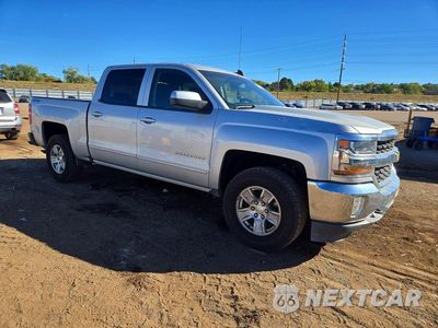Czwarte zdjęcie samochodu z boku: 2016 CHEVROLET SILVERADO K1500 LT VIN:3GCUKREC2GG190750 - miniatura