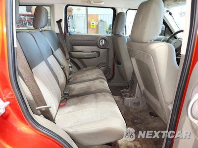 Zdjęcie 10 z 12 samochodu: 2007 DODGE NITRO SXT VIN:1D8GU28K37W737223 - miniatura