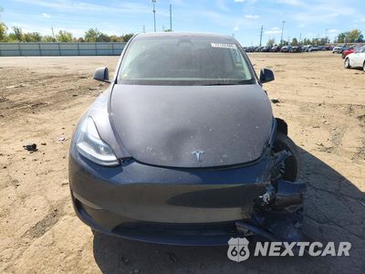 Piąte zdjęcie samochodu w środku: 2024 TESLA MODEL Y VIN:7SAYGDEE1RF182271 - miniatura