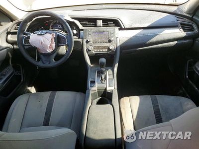 Zdjęcie 8 z 12 samochodu: 2018 HONDA CIVIC LX VIN:2HGFC2F51JH552010 - miniatura