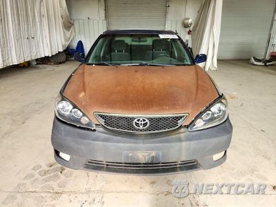 Piąte zdjęcie samochodu w środku: 2005 TOYOTA CAMRY SE VIN:4T1BE32K05U058177 - miniatura