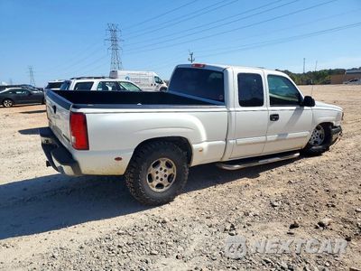 Trzecie zdjęcie samochodu z tyłu: 2003 CHEVROLET SILVERADO K1500 VIN:2GCEK19T831245396 - miniatura