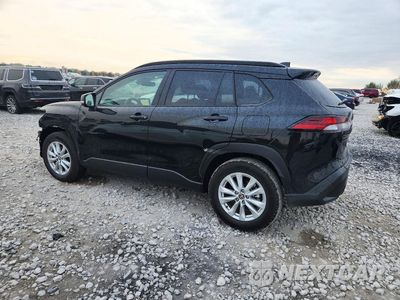 Drugie zdjęcie samochodu z przodu: 2026 TOYOTA COROLLA CROSS LE VIN:7MUCAABG5TV174695 - miniatura