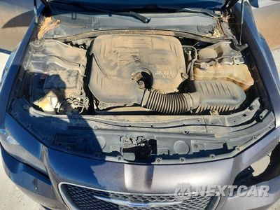 Zdjęcie 11 z 12 samochodu: 2019 CHRYSLER 300 LIMITED VIN:2C3CCAEG2KH533518 - miniatura