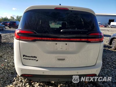 Zdjęcie 6 z 13 samochodu: 2024 CHRYSLER PACIFICA TOURING L VIN:2C4RC1BG3RR152422 - miniatura
