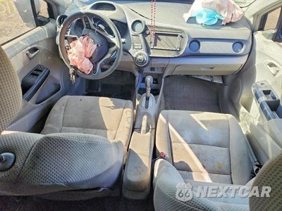 Zdjęcie 8 z 12 samochodu: 2010 HONDA INSIGHT EX VIN:JHMZE2H79AS021813 - miniatura