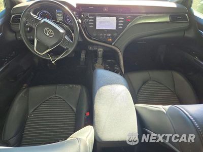Zdjęcie 8 z 12 samochodu: 2020 TOYOTA CAMRY SE VIN:4T1G11AK2LU882749 - miniatura