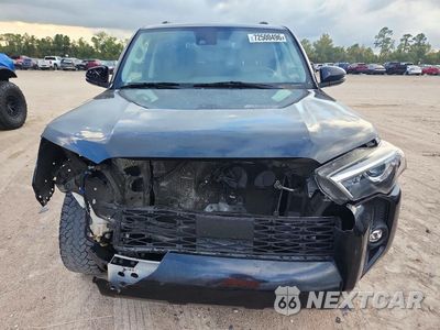 Piąte zdjęcie samochodu w środku: 2022 TOYOTA 4RUNNER SR5 PREMIUM VIN:JTENU5JR5N6068461 - miniatura