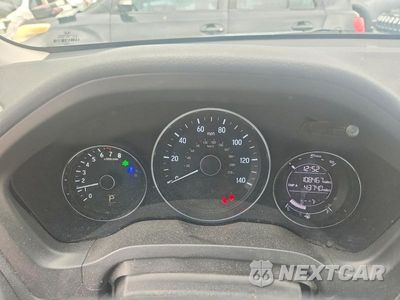 Zdjęcie 9 z 13 samochodu: 2018 HONDA HR-V LX VIN:3CZRU5H30JG700468 - miniatura