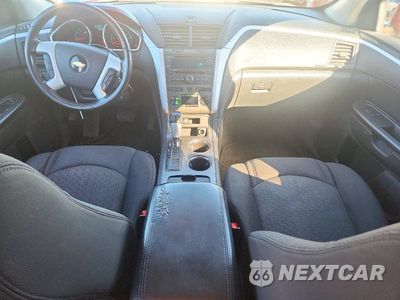 Zdjęcie 8 z 13 samochodu: 2011 CHEVROLET TRAVERSE LT VIN:1GNKRGED8BJ112021 - miniatura