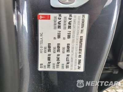 Zdjęcie 12 z 12 samochodu: 2018 TESLA MODEL 3 VIN:5YJ3E1EA3JF004519 - miniatura