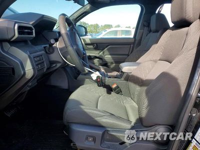 Zdjęcie 7 z 12 samochodu: 2026 TOYOTA TACOMA SR VIN:3TYKD5HN8TT045512 - miniatura