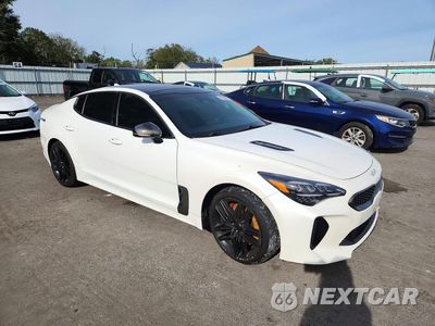 Czwarte zdjęcie samochodu z boku: 2022 KIA STINGER GT1 VIN:KNAE45LC2N6102138 - miniatura