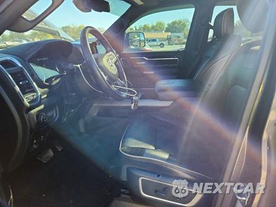 Zdjęcie 7 z 12 samochodu: 2020 RAM 1500 LARAMIE VIN:1C6SRFRT9LN371025 - miniatura