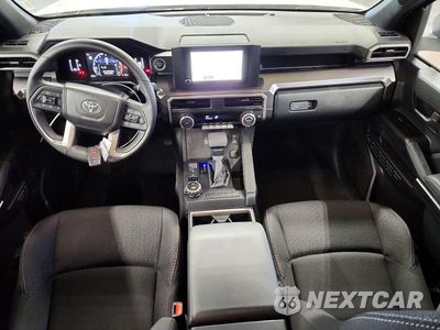 Zdjęcie 8 z 13 samochodu: 2026 TOYOTA 4RUNNER SR5 VIN:JTEVA5BRXT5137039 - miniatura