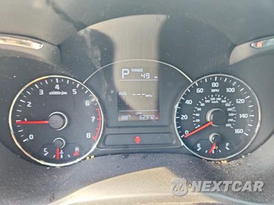 Zdjęcie 9 z 12 samochodu: 2017 KIA FORTE5 LX VIN:KNAFK5A84H5702081 - miniatura