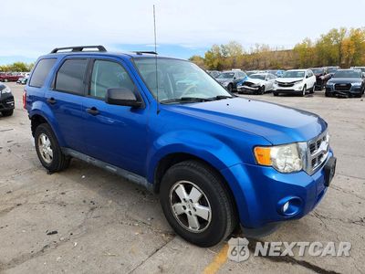 Czwarte zdjęcie samochodu z boku: 2011 FORD ESCAPE XLT VIN:1FMCU9D79BKB60992 - miniatura