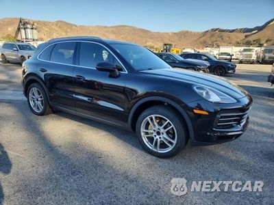 Czwarte zdjęcie samochodu z boku: 2019 PORSCHE CAYENNE VIN:WP1AA2AY8KDA13090 - miniatura