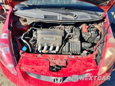 Zdjęcie 11 z 12 samochodu: 2008 HONDA FIT SPORT VIN:JHMGD38618S024979 - miniatura