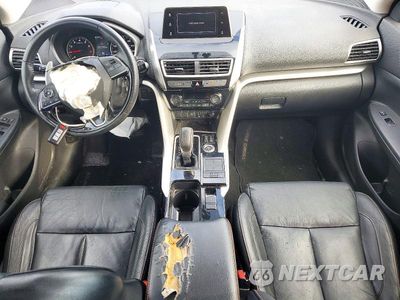 Zdjęcie 8 z 13 samochodu: 2019 MITSUBISHI ECLIPSE CROSS SE VIN:JA4AT5AA6KZ021377 - miniatura