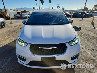 Piąte zdjęcie samochodu w środku: 2023 CHRYSLER PACIFICA HYBRID LIMITED VIN:2C4RC1S77PR604594 - miniatura
