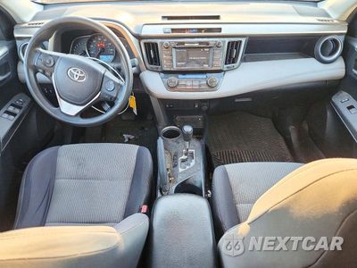 Zdjęcie 8 z 14 samochodu: 2014 TOYOTA RAV4 XLE VIN:2T3RFREV1EW210950 - miniatura