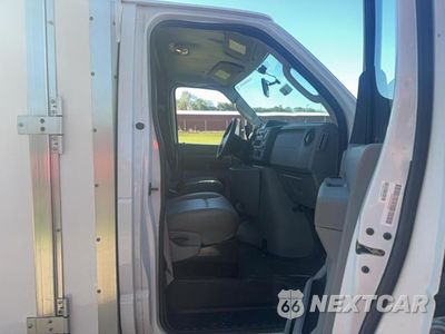 Piąte zdjęcie samochodu w środku: 2022 FORD ECONOLINE E350 SUPER DUTY CUTAWAY VAN VIN:1FDWE3FK2NDC29877 - miniatura